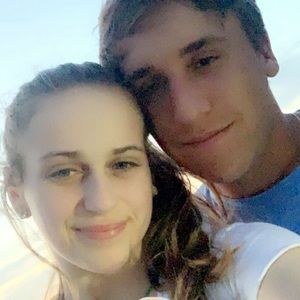 Meet your Posher, Georgia rose